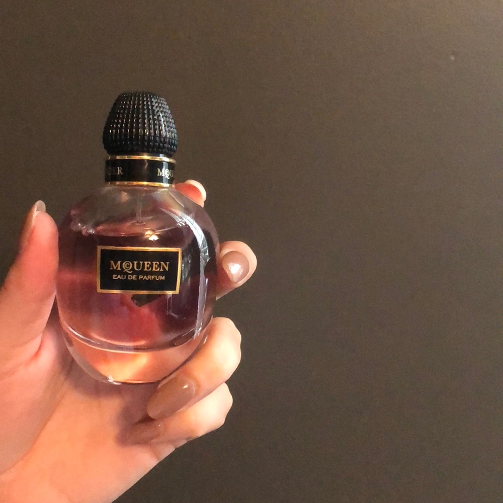 Alexander McQueen parfum for her